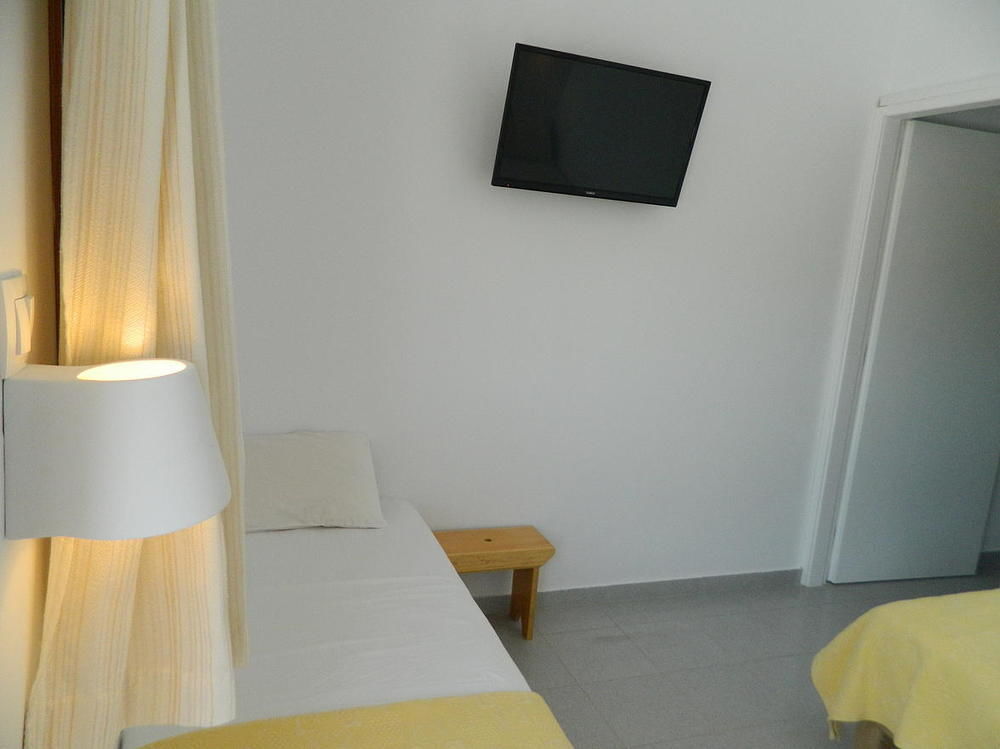 Avra Pahainas Apart Otel